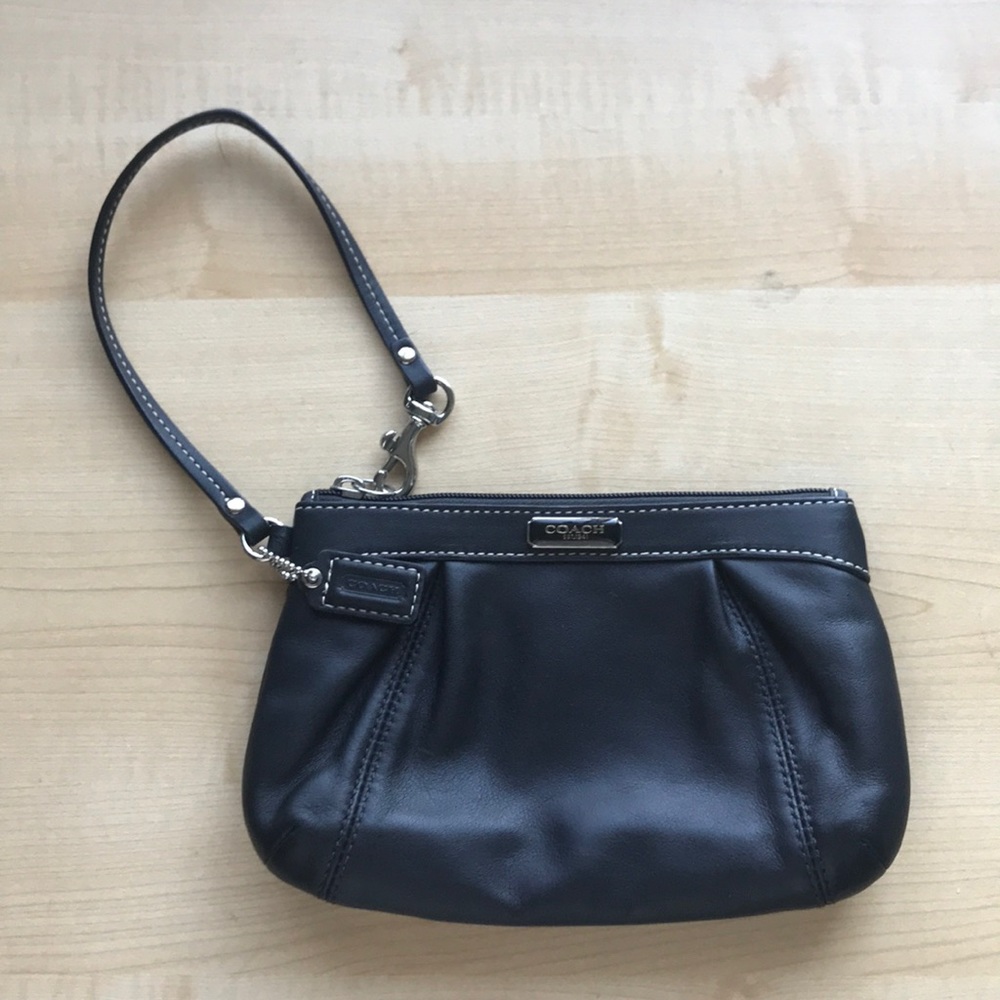 EUC Coach Wristlet